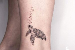 10+ Top Turtle Tattoo Designs 9